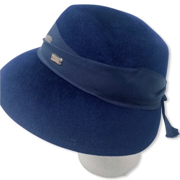 Vintage 1960s Blue Felt Hat